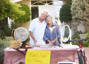 https://regencyhuntsville.com/2016/10/31/decluttering-tips-for-seniors-their-families-when-downsizing/